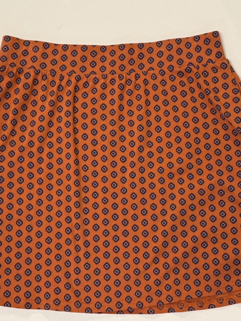 Pact Organic Cotton size L pull on skirt pockets elastic waist casual patterned
